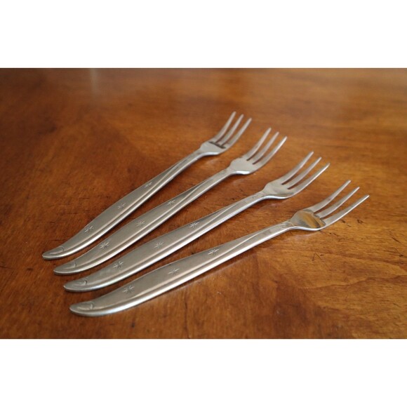 Impassa Atomic Starburst 4x Cocktail Fork 6.25" Flatware Stainless Taiwan Stars - Picture 8 of 8